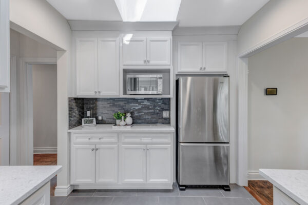 1350-Milton-Avenue-Mississauga-Web-Salisbury-23
