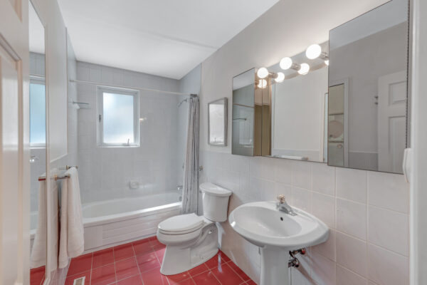 1350-Milton-Avenue-Mississauga-Web-Salisbury-38