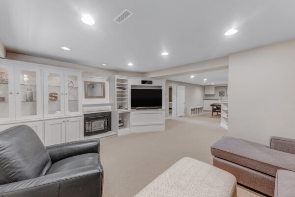 1350-Milton-Avenue-Mississauga-Web-Salisbury-45