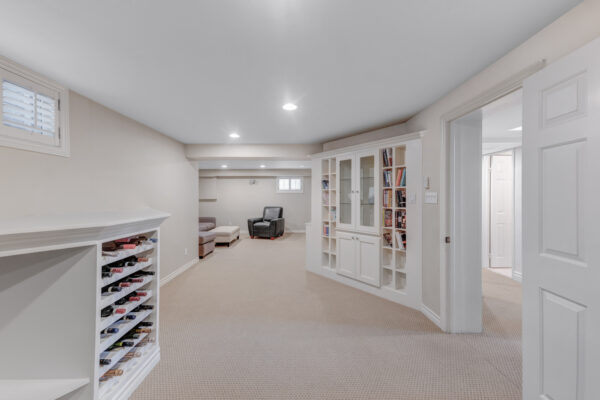 1350-Milton-Avenue-Mississauga-Web-Salisbury-48