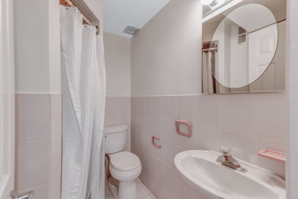1350-Milton-Avenue-Mississauga-Web-Salisbury-51