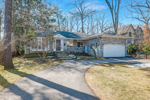 1350-Milton-Avenue-Mississauga-Web-Salisbury-7