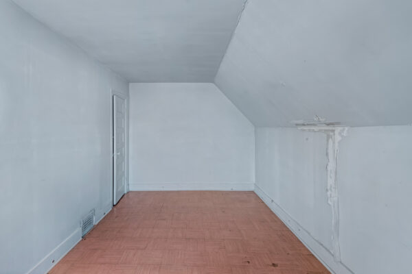 144-Denison-Avenue-Toronto-Web-Salisbury-41