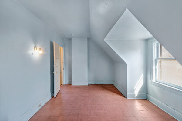 144-Denison-Avenue-Toronto-Web-Salisbury-45