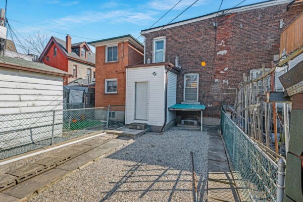 144-Denison-Avenue-Toronto-Web-Salisbury-56