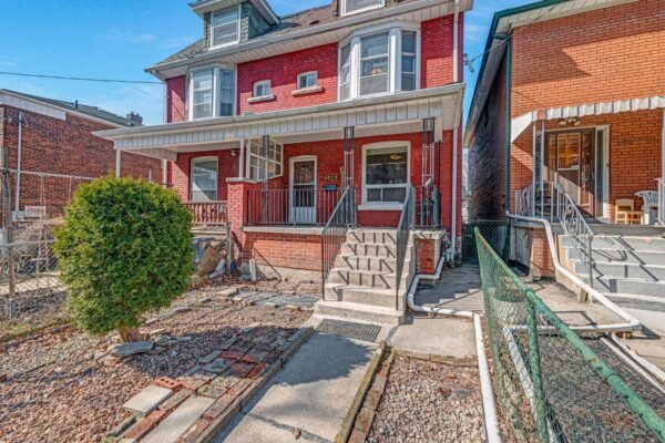144-Denison-Avenue-Toronto-Web-Salisbury-8