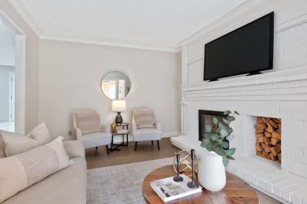154-Centennial-Road-Toronto-Web-Salisbury-21
