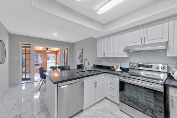 154-Centennial-Road-Toronto-Web-Salisbury-30