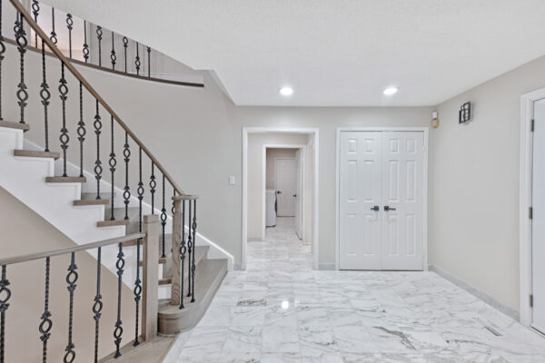 154-Centennial-Road-Toronto-Web-Salisbury-37