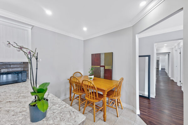 155-Main-Street-North-#221-Newmarket-Web-Salisbury-15