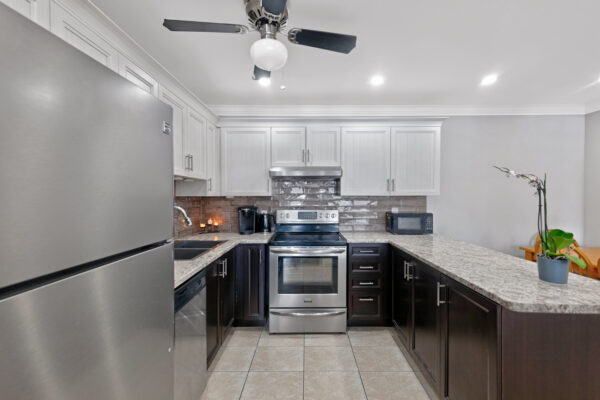 155-Main-Street-North-#221-Newmarket-Web-Salisbury-17