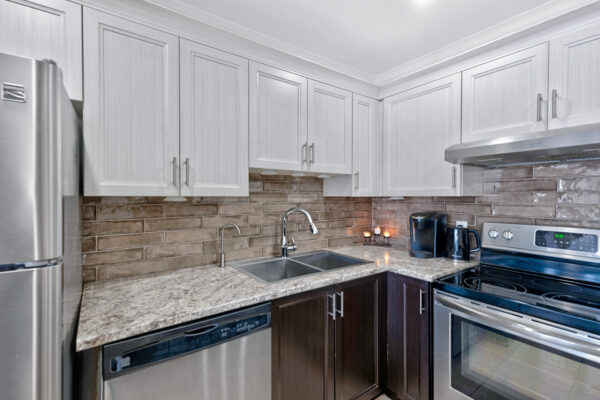 155-Main-Street-North-#221-Newmarket-Web-Salisbury-18