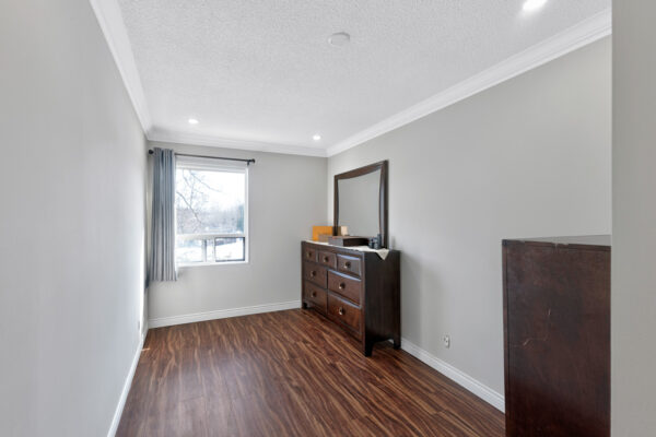 155-Main-Street-North-#221-Newmarket-Web-Salisbury-28