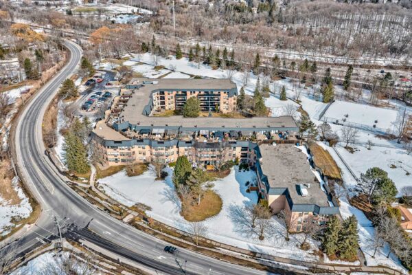 155-Main-Street-North-#221-Newmarket-Web-Salisbury-32