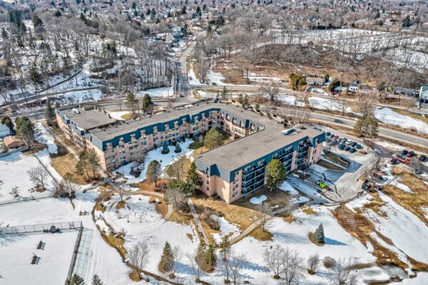 155-Main-Street-North-#221-Newmarket-Web-Salisbury-39