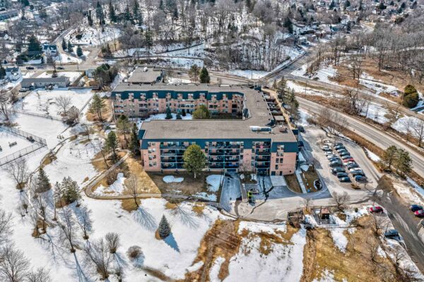 155-Main-Street-North-#221-Newmarket-Web-Salisbury-40