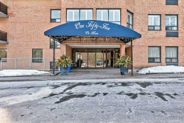 155-Main-Street-North-#221-Newmarket-Web-Salisbury-5
