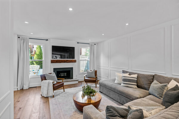 1575-Heathside-Crescent-Pickering-Web-Salisbury-18