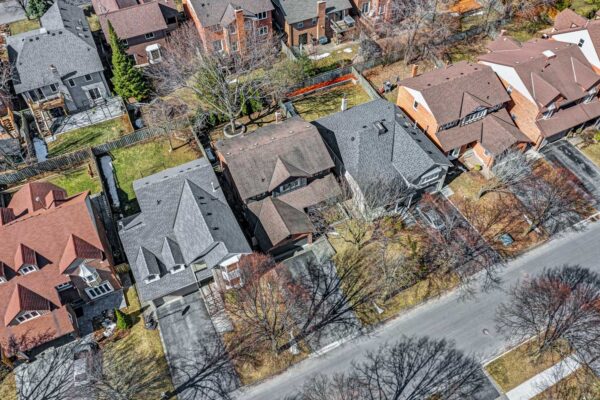 1575-Heathside-Crescent-Pickering-Web-Salisbury-2