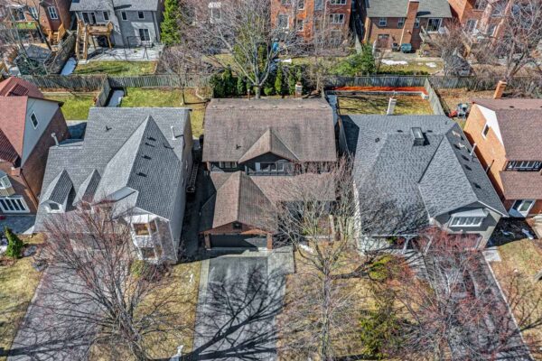 1575-Heathside-Crescent-Pickering-Web-Salisbury-3