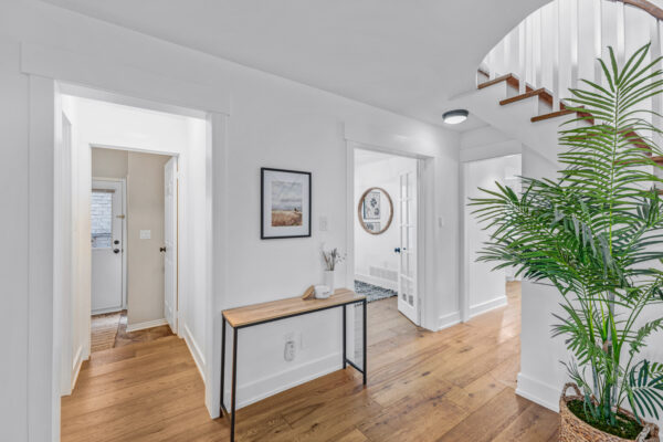 1575-Heathside-Crescent-Pickering-Web-Salisbury-30