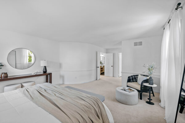 1575-Heathside-Crescent-Pickering-Web-Salisbury-38