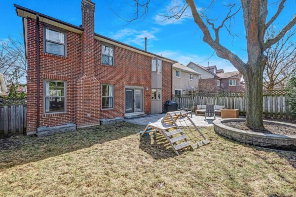 1575-Heathside-Crescent-Pickering-Web-Salisbury-65