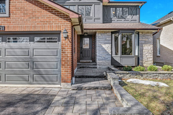 1575-Heathside-Crescent-Pickering-Web-Salisbury-9