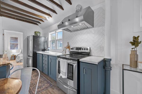 168-Alma-Street-Oshawa-Web-Salisbury-19