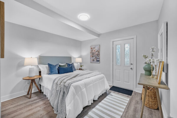 168-Alma-Street-Oshawa-Web-Salisbury-25