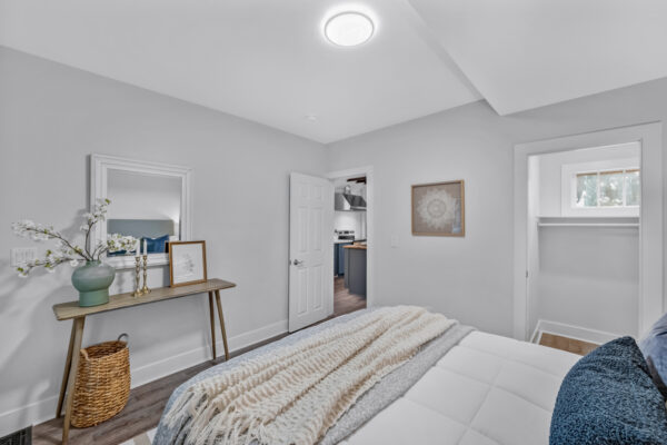 168-Alma-Street-Oshawa-Web-Salisbury-28