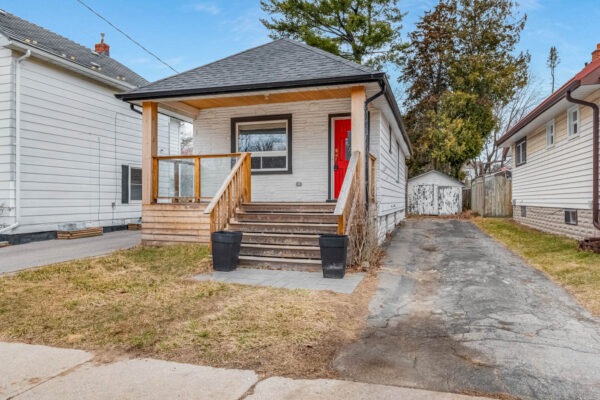 168-Alma-Street-Oshawa-Web-Salisbury-6