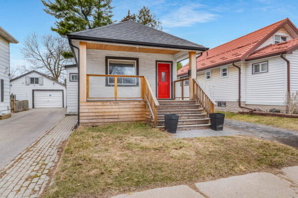 168-Alma-Street-Oshawa-Web-Salisbury-8