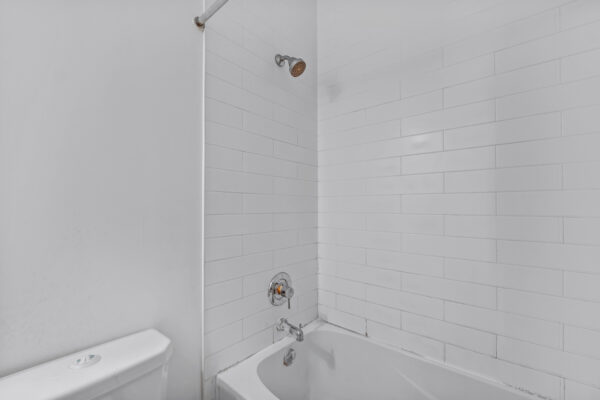 169-Fort-York-Boulevard-#913-Toronto-Web-Salisbury-18