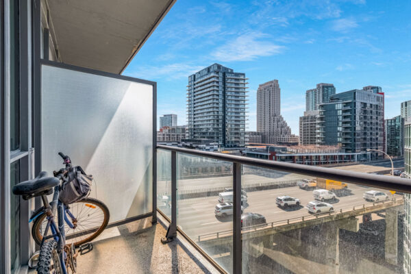 169-Fort-York-Boulevard-#913-Toronto-Web-Salisbury-20