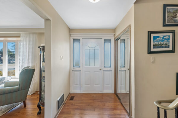 19-Jasmine-Crescent-Stouffville-Web-Salisbury-10