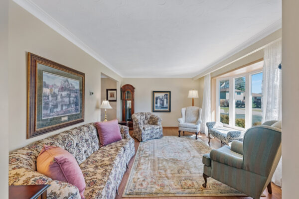 19-Jasmine-Crescent-Stouffville-Web-Salisbury-12