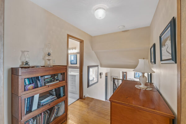 19-Jasmine-Crescent-Stouffville-Web-Salisbury-25