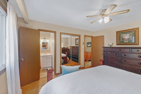 19-Jasmine-Crescent-Stouffville-Web-Salisbury-28