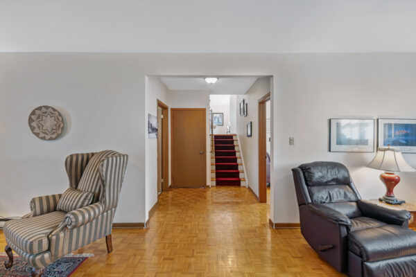 19-Jasmine-Crescent-Stouffville-Web-Salisbury-35