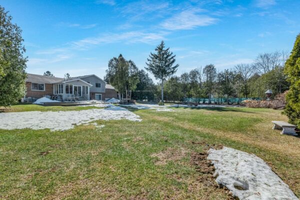 19-Jasmine-Crescent-Stouffville-Web-Salisbury-46