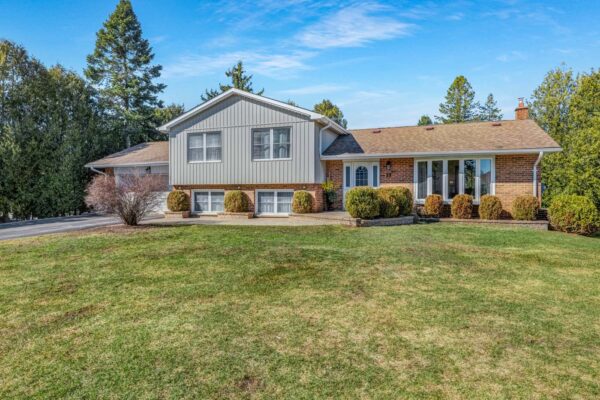 19-Jasmine-Crescent-Stouffville-Web-Salisbury-8