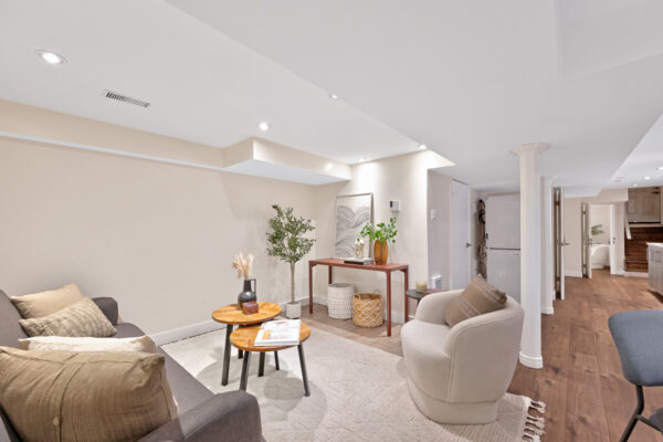 207-Ennerdale-Road-Toronto-Web-Salisbury-54
