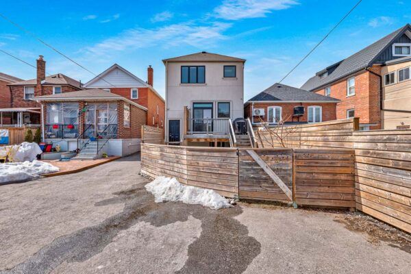 207-Ennerdale-Road-Toronto-Web-Salisbury-73