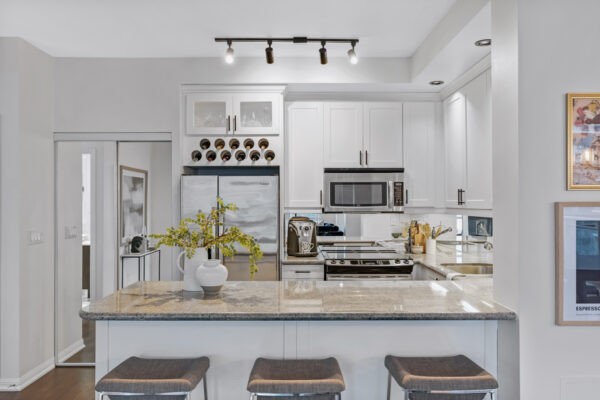 21-Grand-Magazine-#1408-Toronto-Web-Salisbury-11