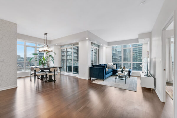 21-Grand-Magazine-#1408-Toronto-Web-Salisbury-12