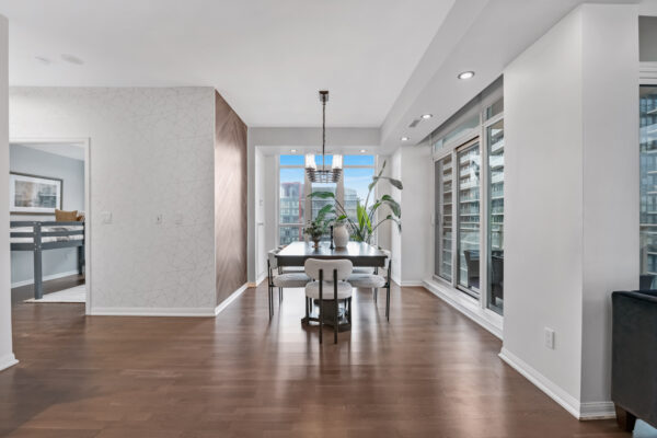 21-Grand-Magazine-#1408-Toronto-Web-Salisbury-17