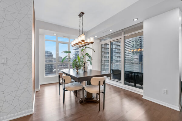 21-Grand-Magazine-#1408-Toronto-Web-Salisbury-19