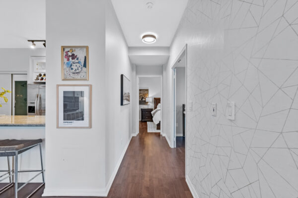21-Grand-Magazine-#1408-Toronto-Web-Salisbury-20