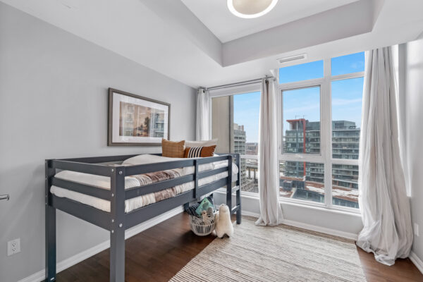 21-Grand-Magazine-#1408-Toronto-Web-Salisbury-30